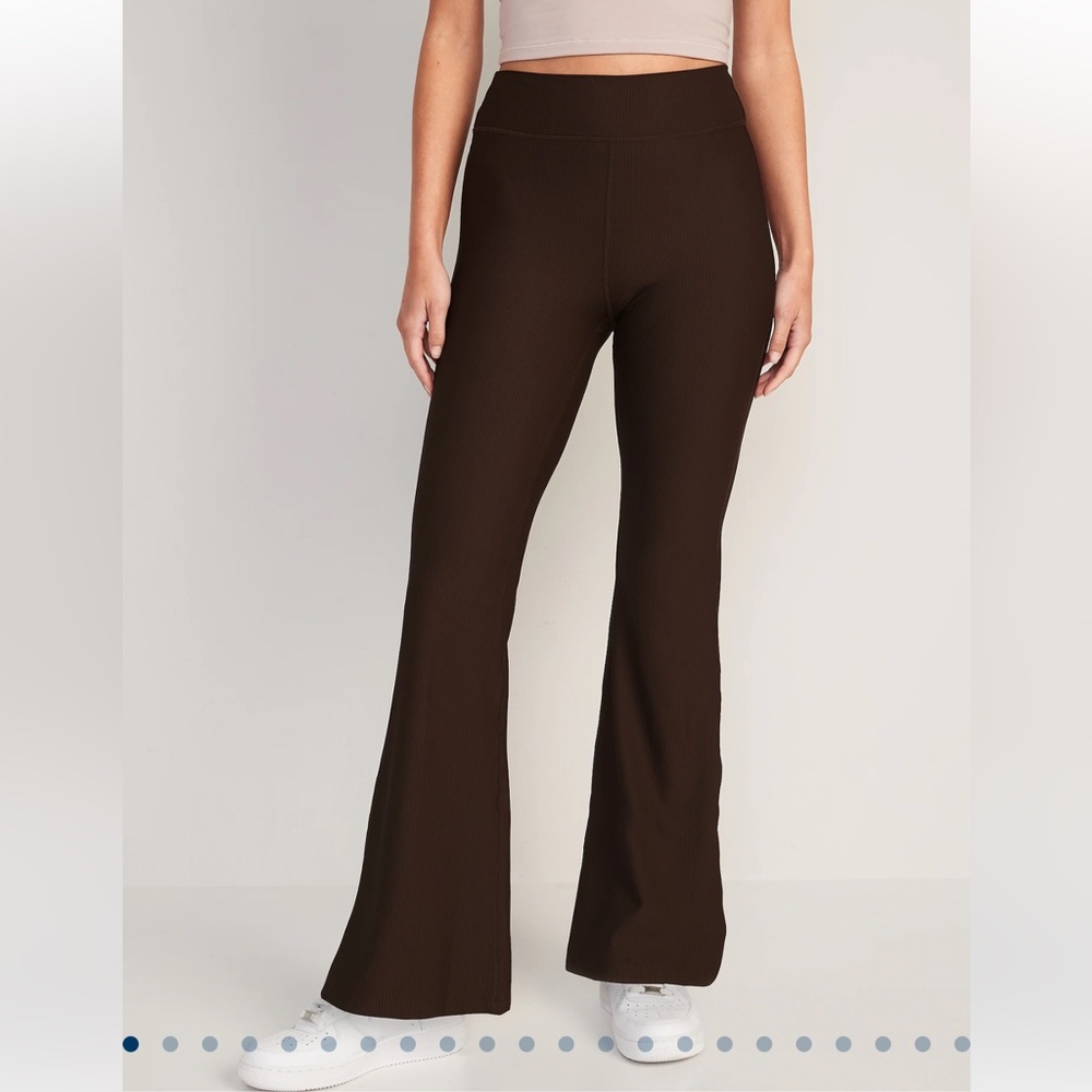 Ribbed Flare Leggings